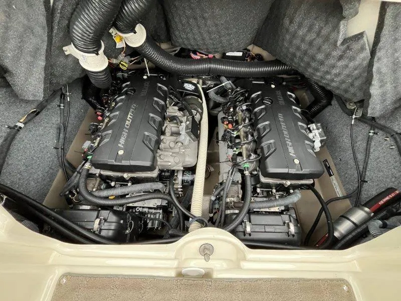 Slide: The Image of Yamaha 242 Limited 2015 - 47