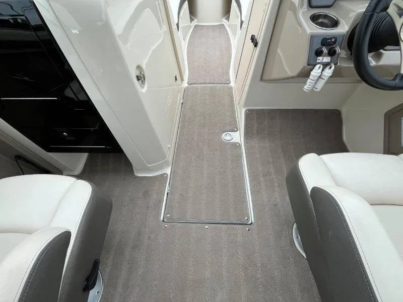 Slide: The Image of Yamaha 242 Limited 2015 - 50