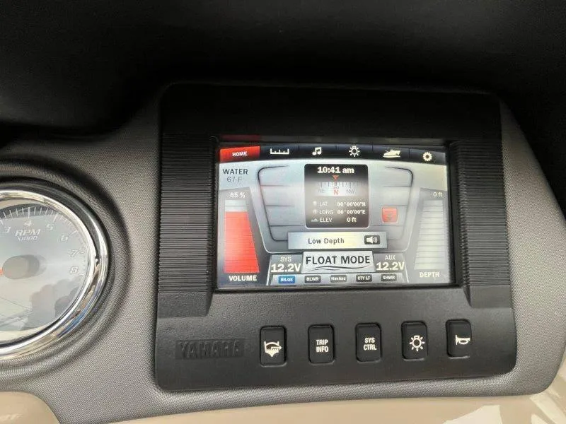 Slide: The Image of Yamaha 242 Limited 2015 - 55