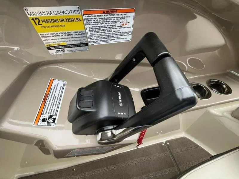 Slide: The Image of Yamaha 242 Limited 2015 - 62