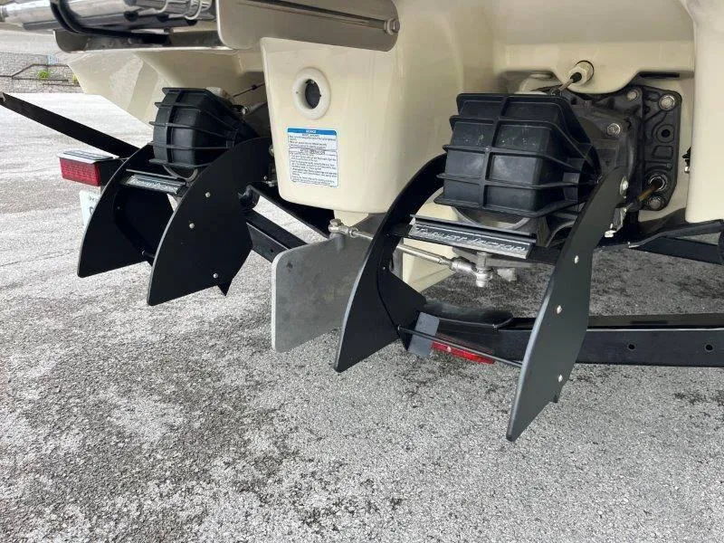 Slide: The Image of Yamaha 242 Limited 2015 - 76