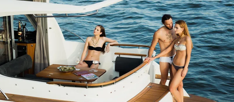 Slide: The Image of Manufacturer Provided Image: Manufacturer Provided Image: Manufacturer Provided Image - 7