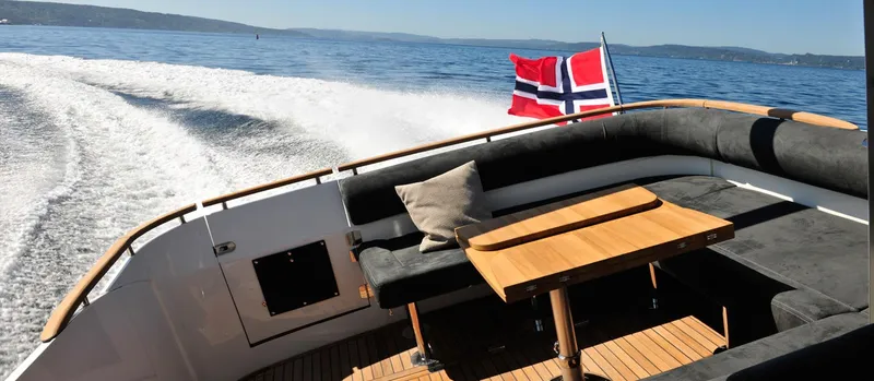 Slide: The Image of Manufacturer Provided Image: Manufacturer Provided Image: Manufacturer Provided Image - 17