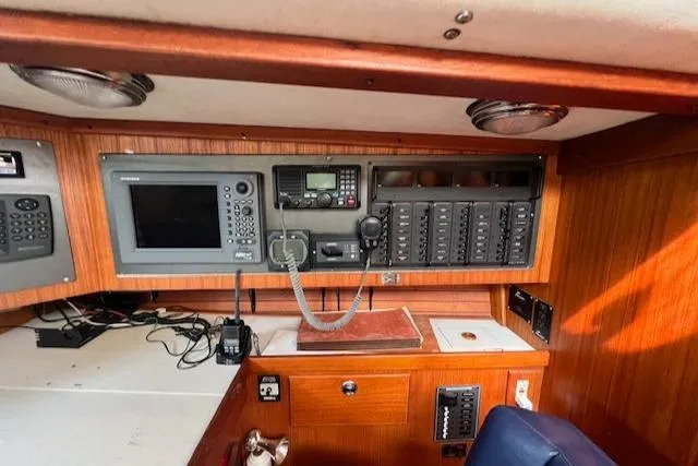 Slide: The Image of Navigation and control panel inside a 1994 J Boats J 44 yacht. - 10