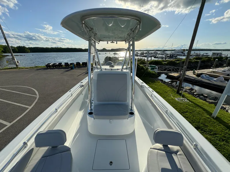 Slide: The Image of Contender 24 Sportfish 2024 - 16