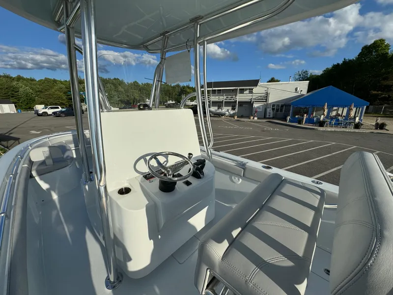 Slide: The Image of Contender 24 Sportfish 2024 - 8