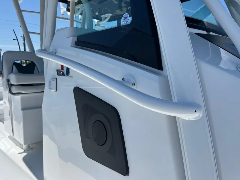 Slide: The Image of 2025 Wellcraft 352 Fisherman boat interior with sleek design and modern features. - 24