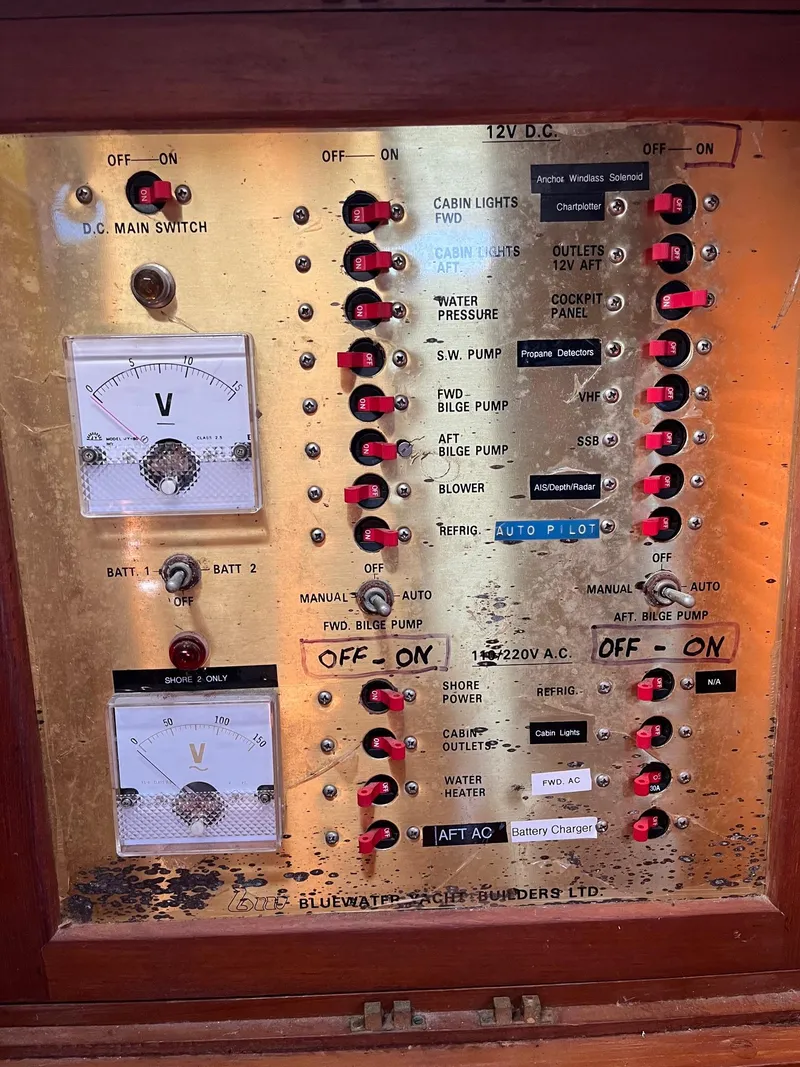 Slide: The Image of Vagabond Ketch 1987 - 23