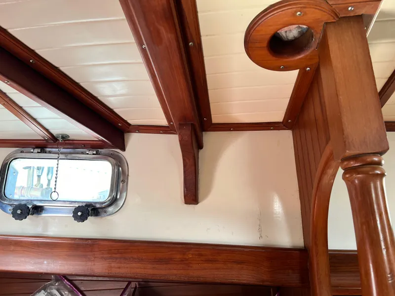 Slide: The Image of Vagabond Ketch 1987 - 29