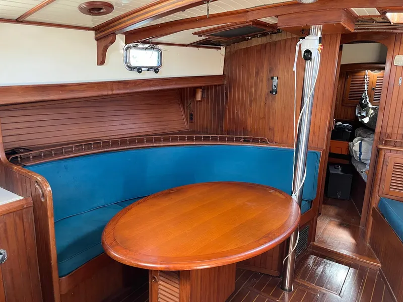 Slide: The Image of Vagabond Ketch 1987 - 32