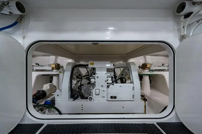Slide: The Image of SeaKeeper 35 Gyro - 88