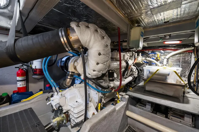 Slide: The Image of Engine Room - 32