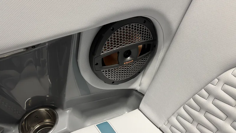 Slide: The Image of MasterCraft X24 2025 - 53