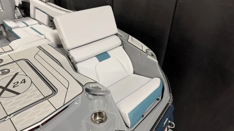 Slide: The Image of MasterCraft X24 2025 - 14