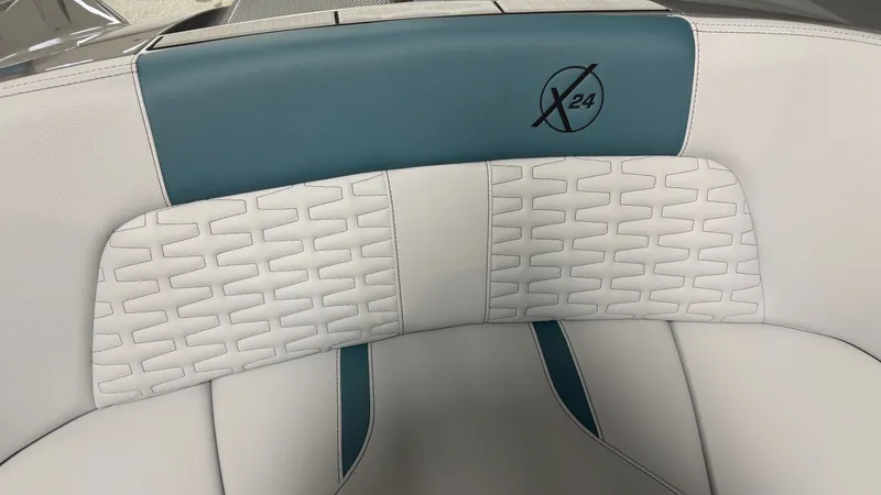 Slide: The Image of MasterCraft X24 2025 - 92