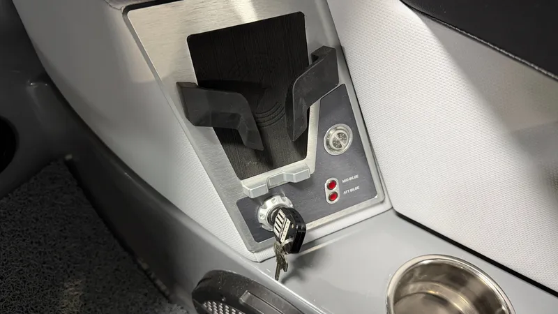 Slide: The Image of MasterCraft X24 2025 - 70