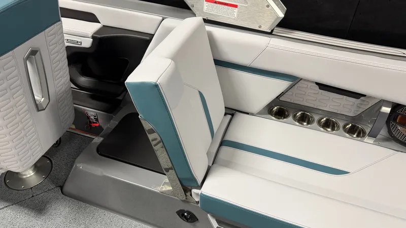 Slide: The Image of MasterCraft X24 2025 - 37