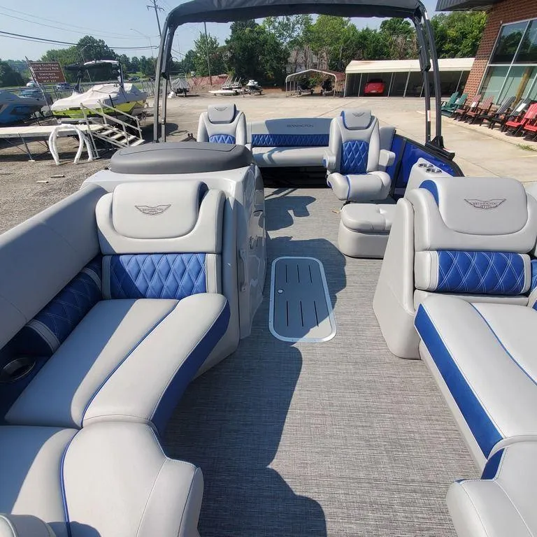 Slide: The Image of Bennington 24LXSSB 2025 - 4