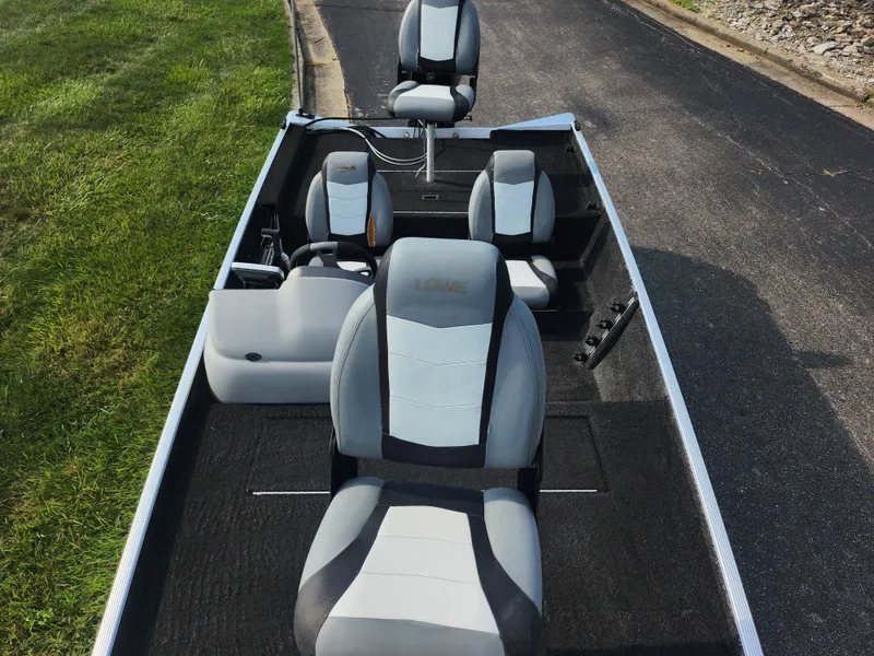 Slide: The Image of Lowe Skorpion 2015 - 11