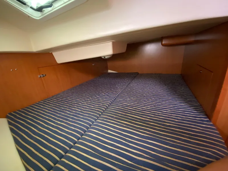 Slide: The Image of Hunter 33 2008 - 115