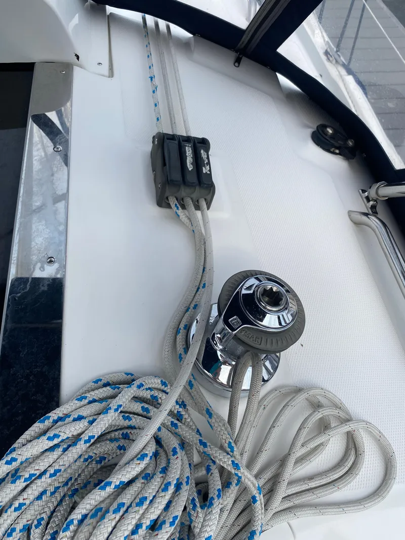 Slide: The Image of Hunter 33 2008 - 64