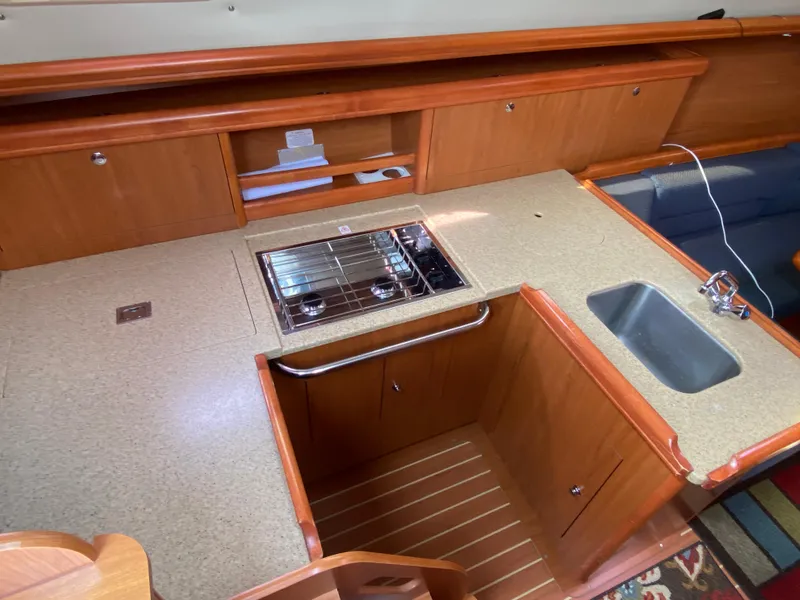 Slide: The Image of Hunter 33 2008 - 68