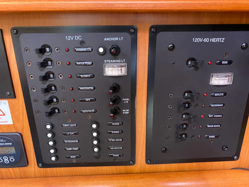 Slide: The Image of Hunter 33 2008 - 72