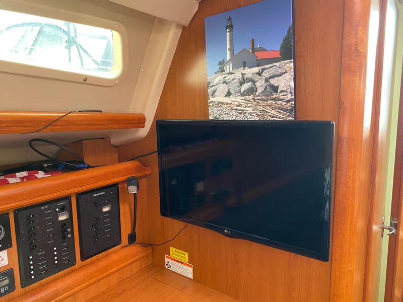 Slide: The Image of Hunter 33 2008 - 75