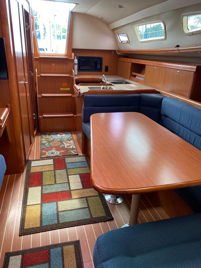 Slide: The Image of Hunter 33 2008 - 79