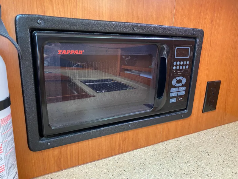 Slide: The Image of Hunter 33 2008 - 87