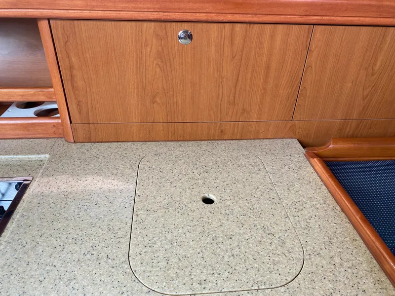 Slide: The Image of Hunter 33 2008 - 92