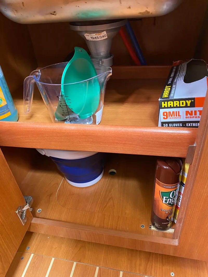 Slide: The Image of Hunter 33 2008 - 98