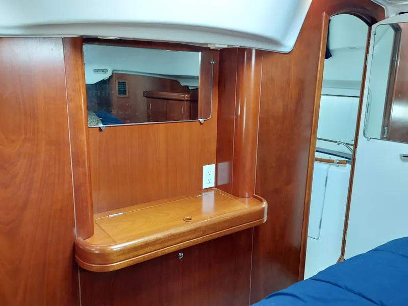 Slide: The Image of Beneteau Oceanis 42CC 2002 - 55