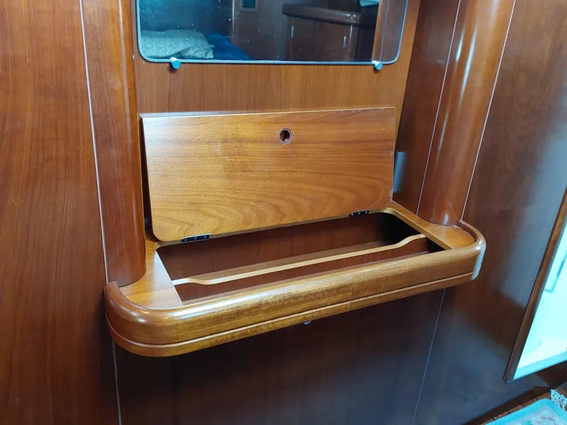 Slide: The Image of Beneteau Oceanis 42CC 2002 - 56