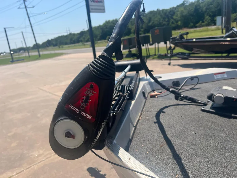 Slide: The Image of Crestliner 16 Storm 2013 - 6