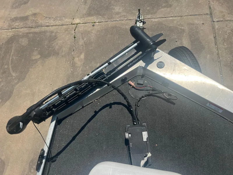 Slide: The Image of Crestliner 16 Storm 2013 - 7