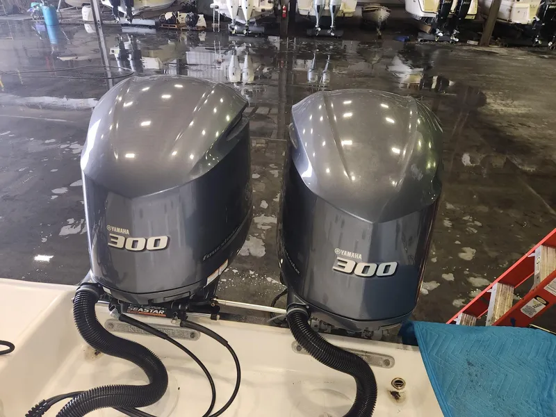 Slide: The Image of Twin Yamaha 300 outboard engines on a 2016 Key West 281 Billistic boat. - 29