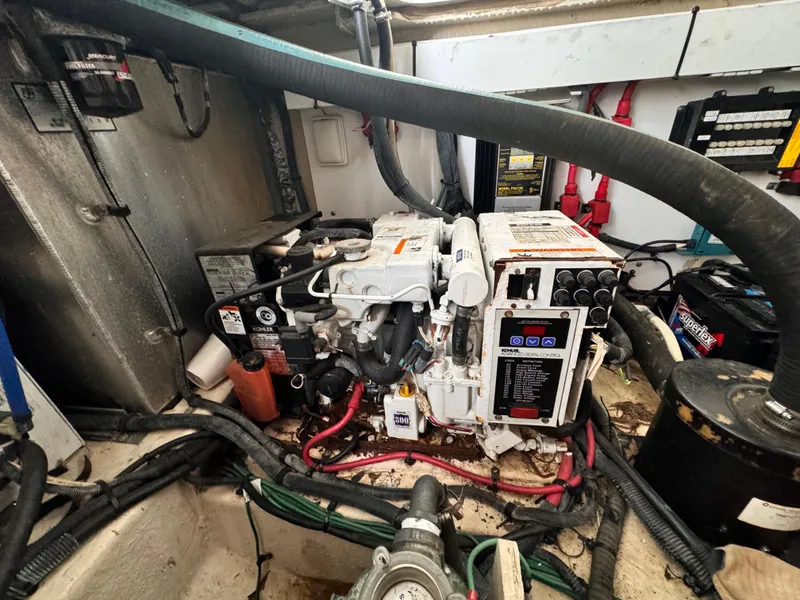 Slide: The Image of Sea Ray Sundancer 310 2008 - 21