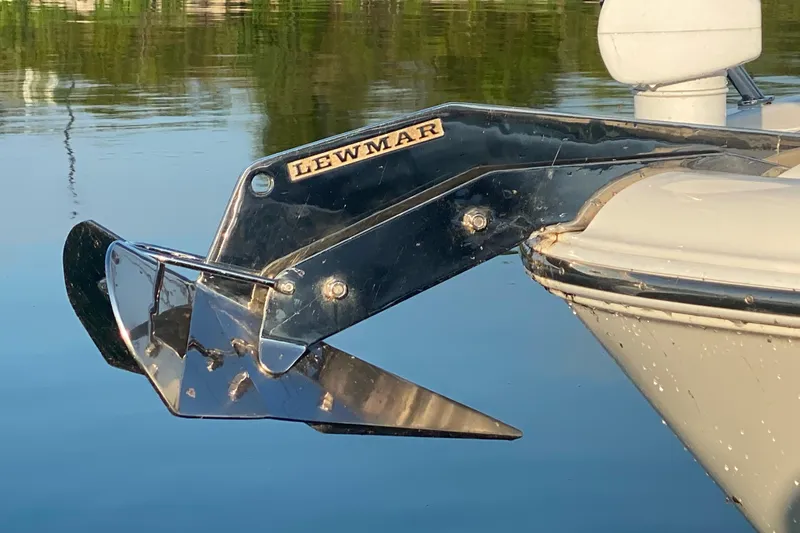 Slide: The Image of Close-up of Lewmar anchor on 2014 Meridian 441 Sedan boat. - 7