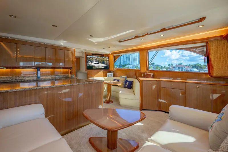 Slide: The Image of Viking 52 - Heyca I - Salon seating - 9