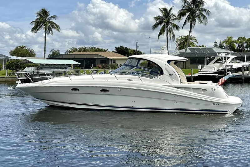 Slide: The Image of Sea Ray 390 Sundancer 2005 - 1