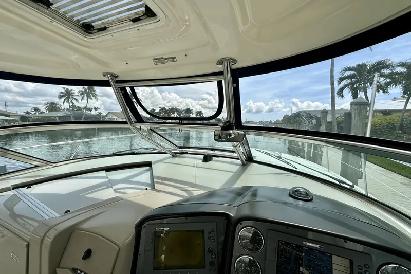 Slide: The Image of Sea Ray 390 Sundancer 2005 - 24