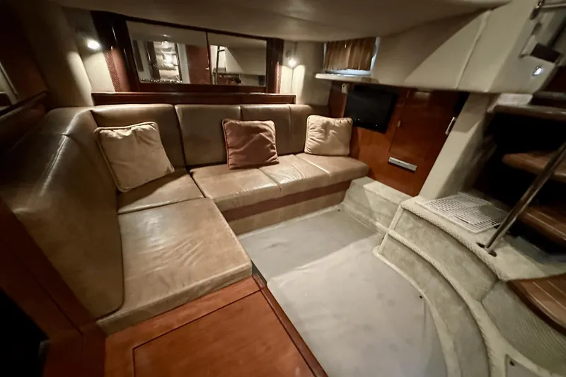 Slide: The Image of Sea Ray 390 Sundancer 2005 - 35
