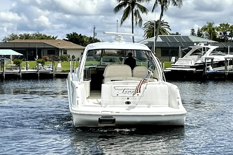 Slide: The Image of Sea Ray 390 Sundancer 2005 - 4