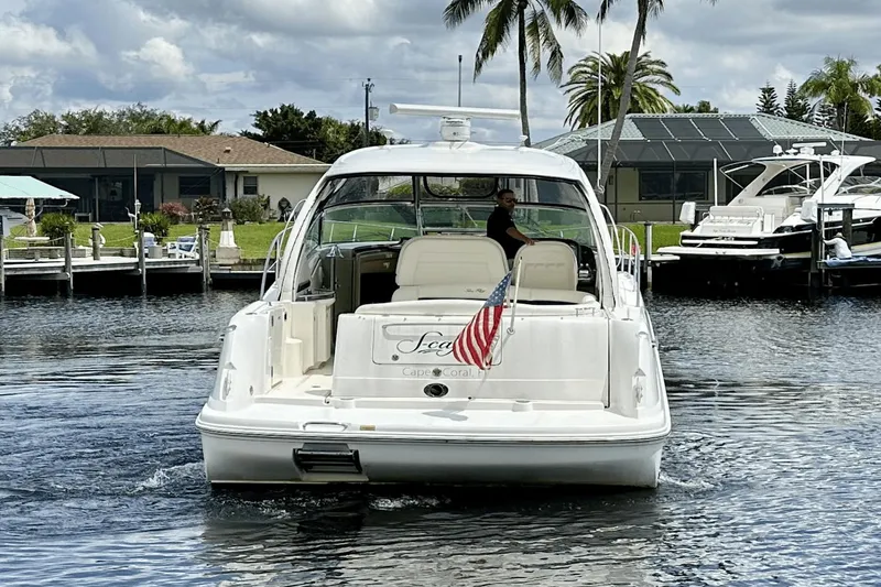 Slide: The Image of Sea Ray 390 Sundancer 2005 - 5
