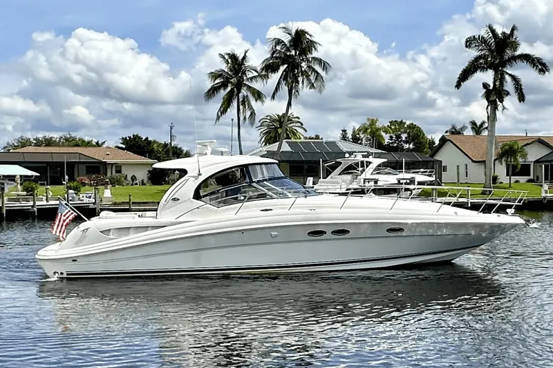 Slide: The Image of Sea Ray 390 Sundancer 2005 - 7