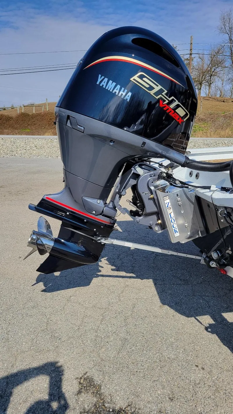 Slide: The Image of 2025 Xpress H22 Bay with Yamaha Vmax 175 SHO outboard engine. - 3