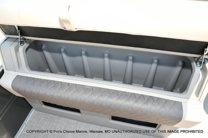 Slide: The Image of Sun Tracker Fishin' Barge 20 DLX 2025 - 53