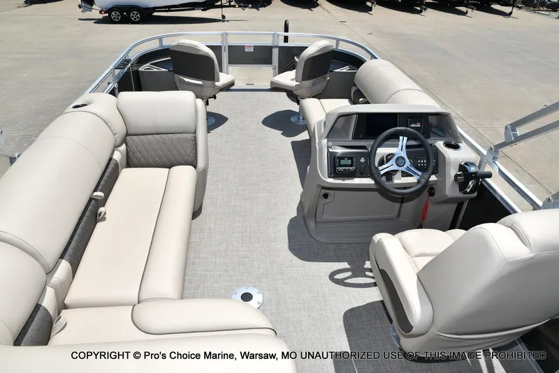 Slide: The Image of Sun Tracker Fishin' Barge 20 DLX 2025 - 57