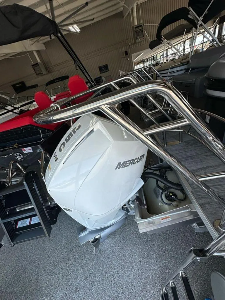 Slide: The Image of Crest Classic DLX 240 SLC CPT 2024 - 15